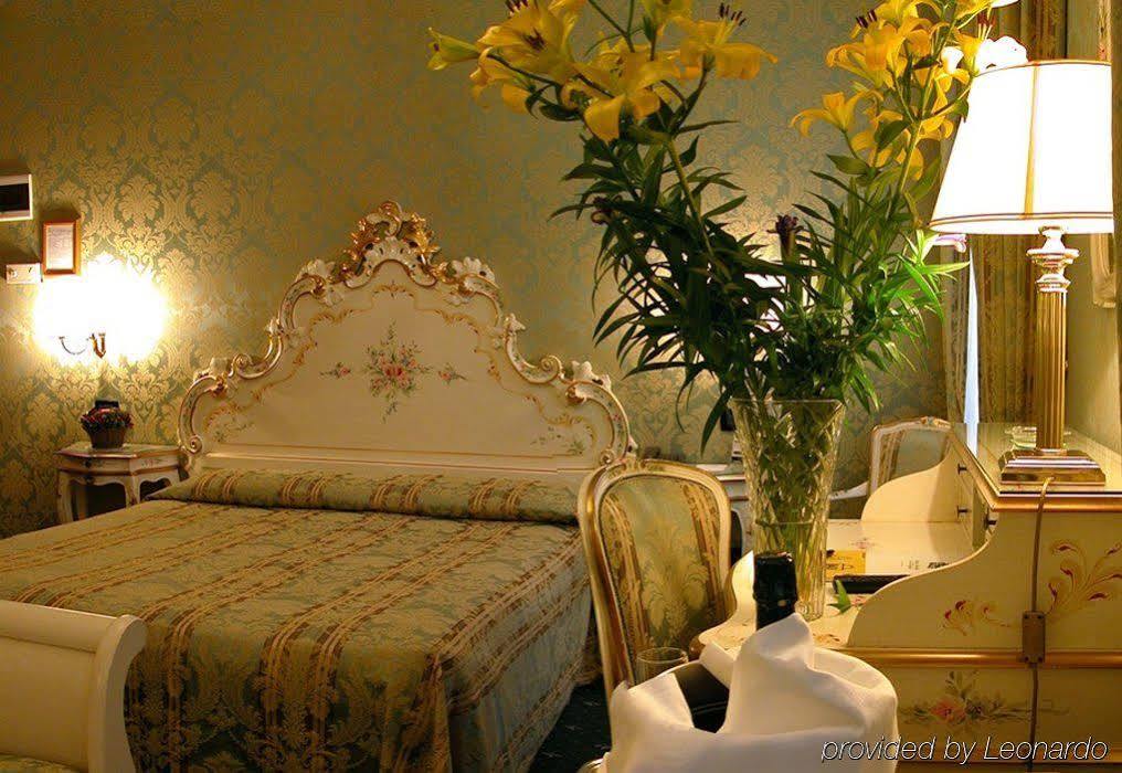 Hotel Gorizia A La Valigia Venice Room photo